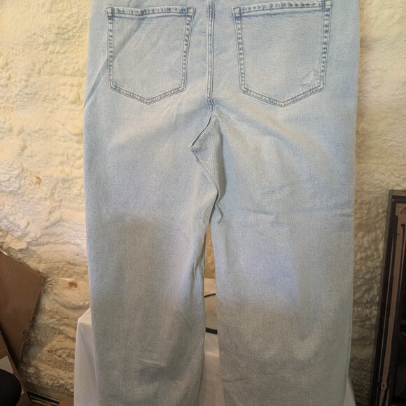 Ava & Viv Wide Leg Distressed Jeans - Picture 4 of 5